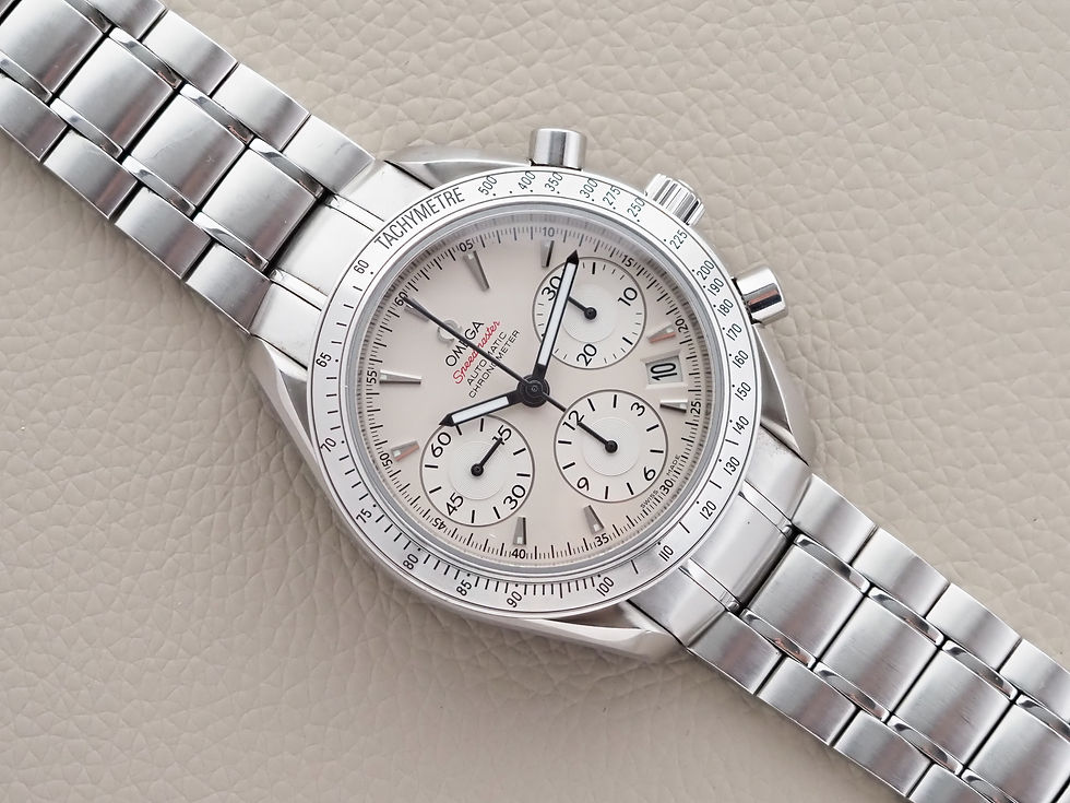 Miniature : OMEGA 323.10.40.40.02.001 Speedmaster Date 40mm Silver Dial