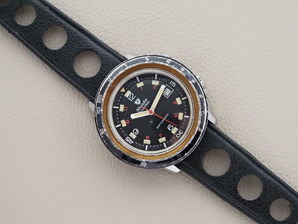 Miniature : Nivada Grenchen Depthomatic 43mm Black Dial