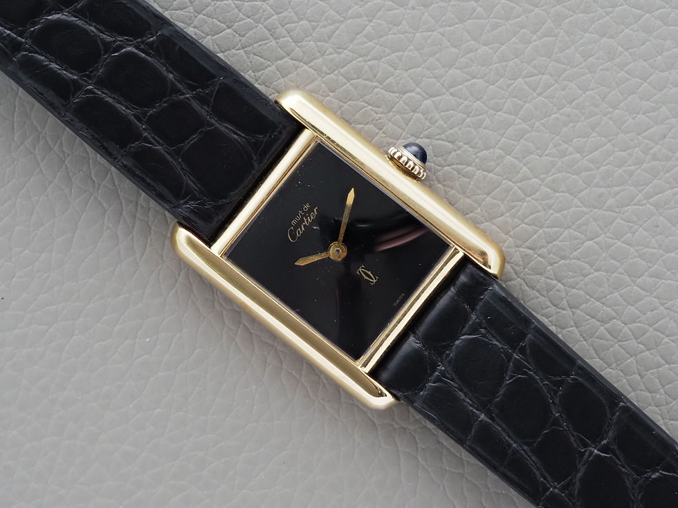 Thumbnail: Cartier Tank Vermeil Manual Wind Black Dial 21x28mm