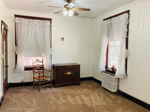 Living Room.jpg