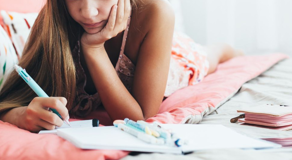 A+ 970600 gratitude journal for 10-14 kids (1).jpg