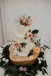 ajfeather-photography-wedding-day-essex-wedding-cake