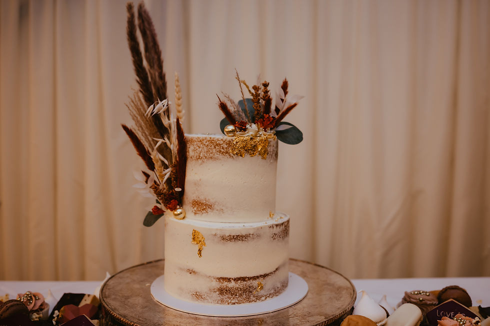two-tear-wedding-cake-seckford-hall-ajfeather-photography