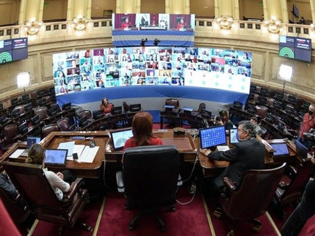Buscan agravar penas a quienes difundan conversaciones privadas y desnudos sin permiso