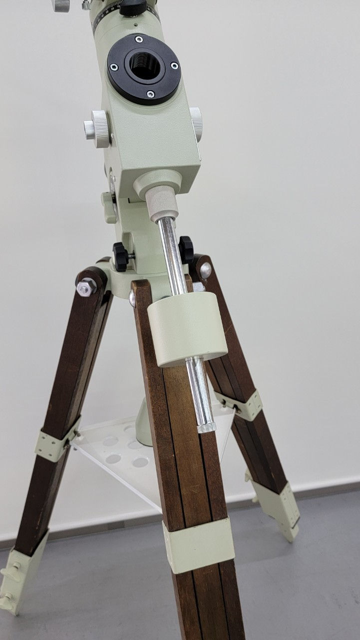 サムネイル： タカハシ EM2赤道儀+木製三脚
