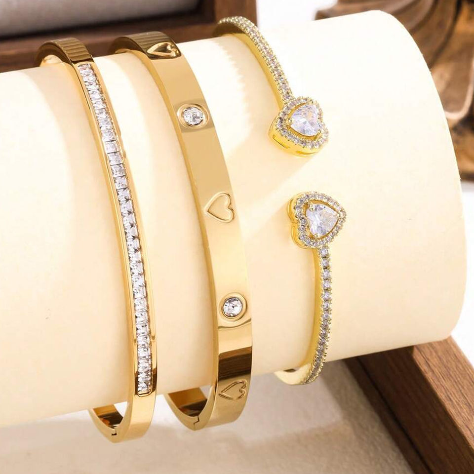 Thumbnail: 18K Gold Plated Stainless Steel Heart Bracelet Set Fashion Zirconia