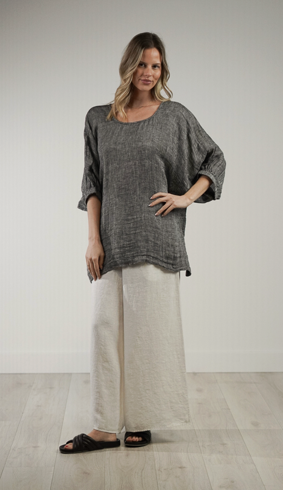 Thumbnail: Rustic Linens Rosetta Top - Black & White