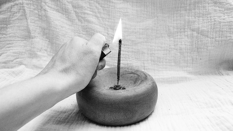 Thumbnail: Incense sticks - sandalwood scent