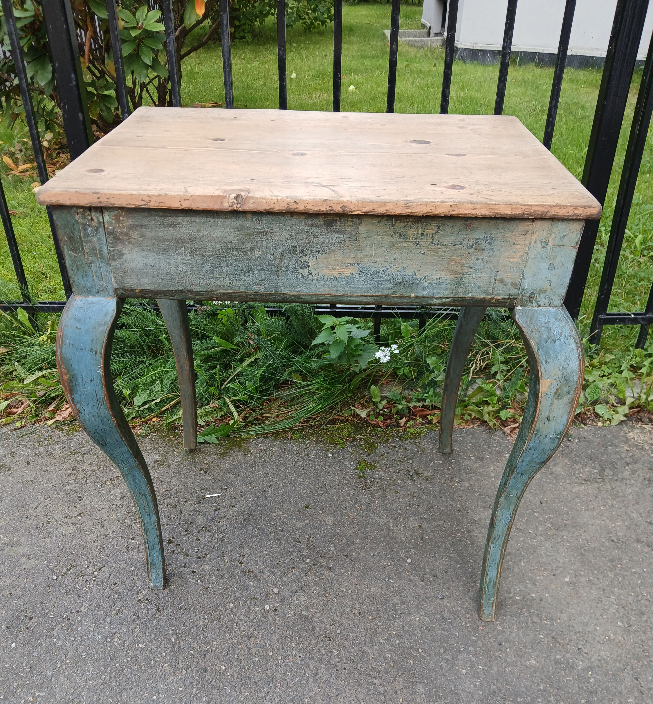 ROKOKKO BORD FRA KRAGERØ ÅR 1760-90 