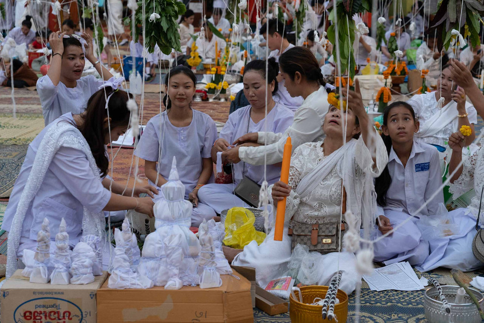 WatSiMuang-2.jpg
