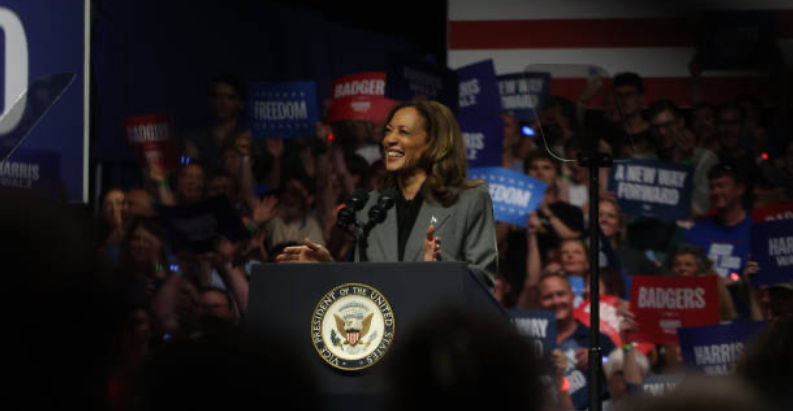 Harris is more popular than Trump among AAPI voters, a new APIA Vote/AAPI Data survey finds