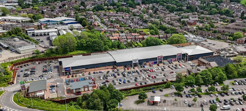 Barracks Mill Retail Park, Macclesfield