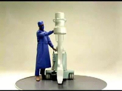 A moving, maneuvering C-ARM