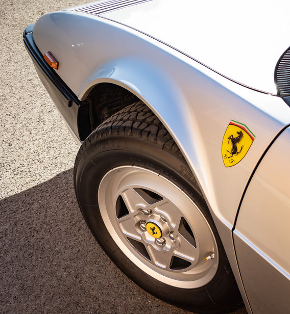 Ferrari Mondial QV-18.jpg