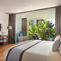 downstiars villa private.webp
