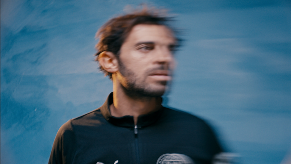 ManCity_1.28.1-crop-lowcommpress