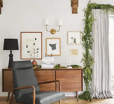 EHD_181212_Article_Chair_Vignette_1-scaled.webp