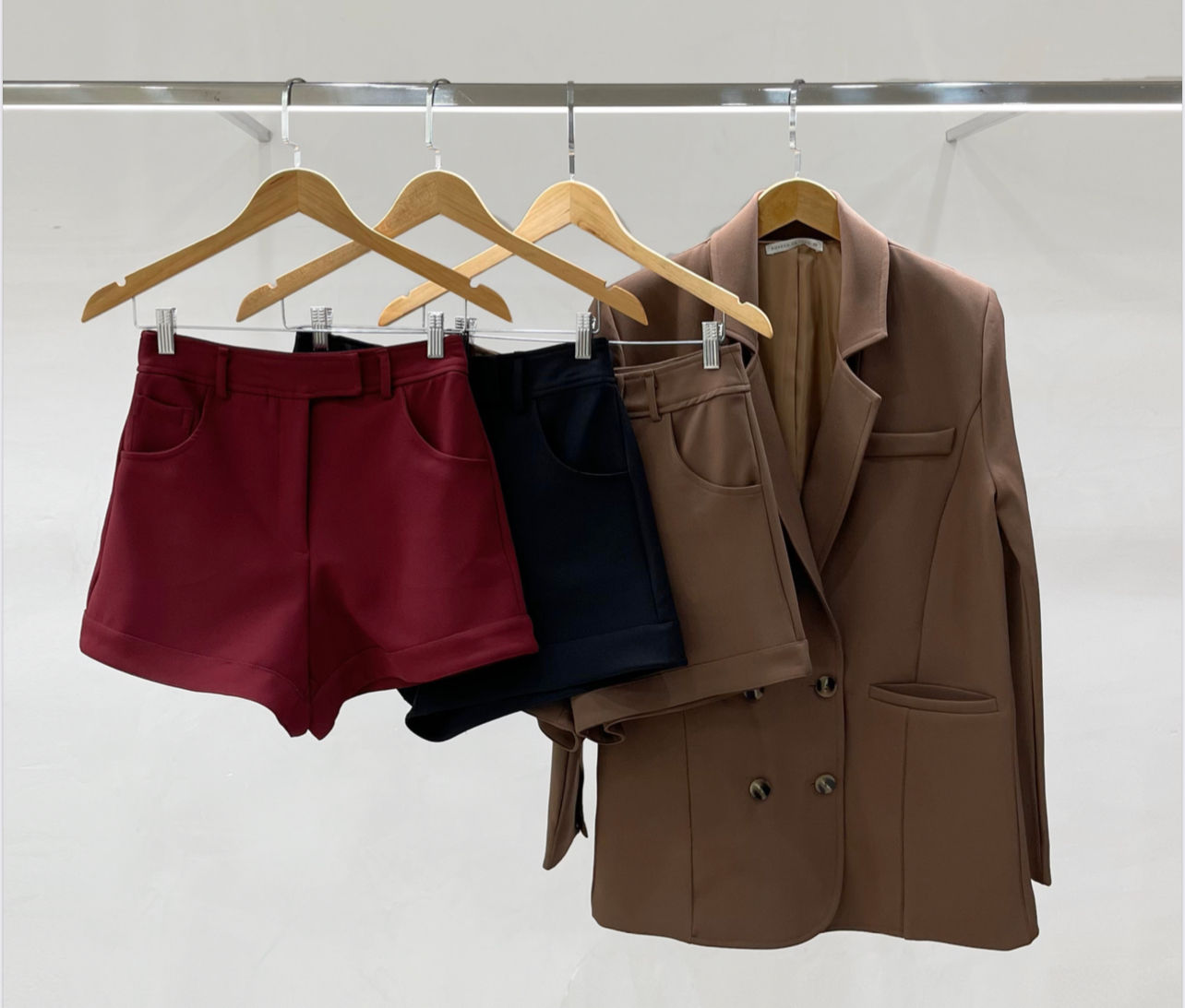 SHORT JOYCE PRETO 40