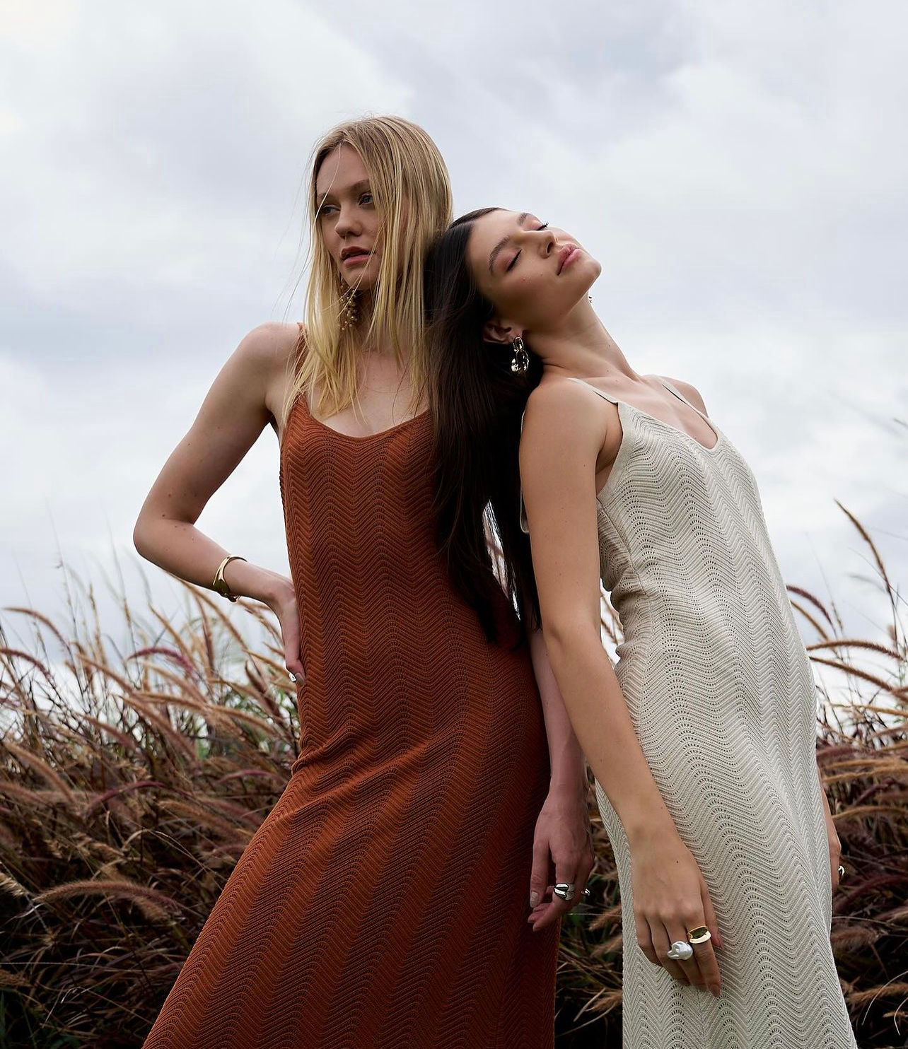 VESTIDO MIDI ALCA FINA TRICO