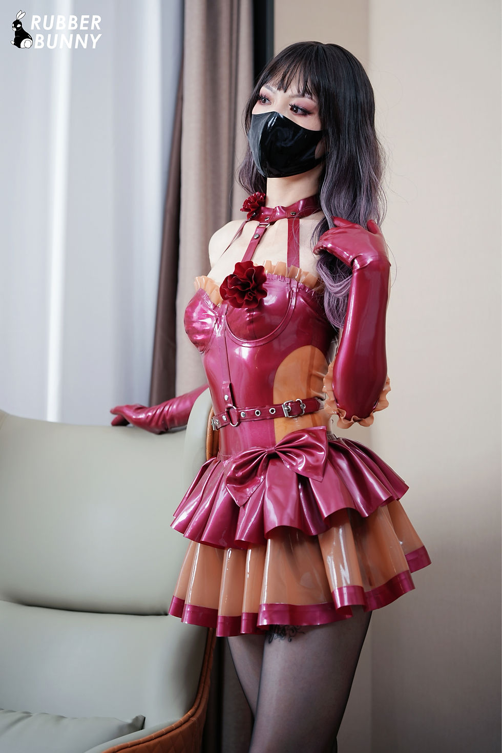 Miniature : Microporous Latex Mask