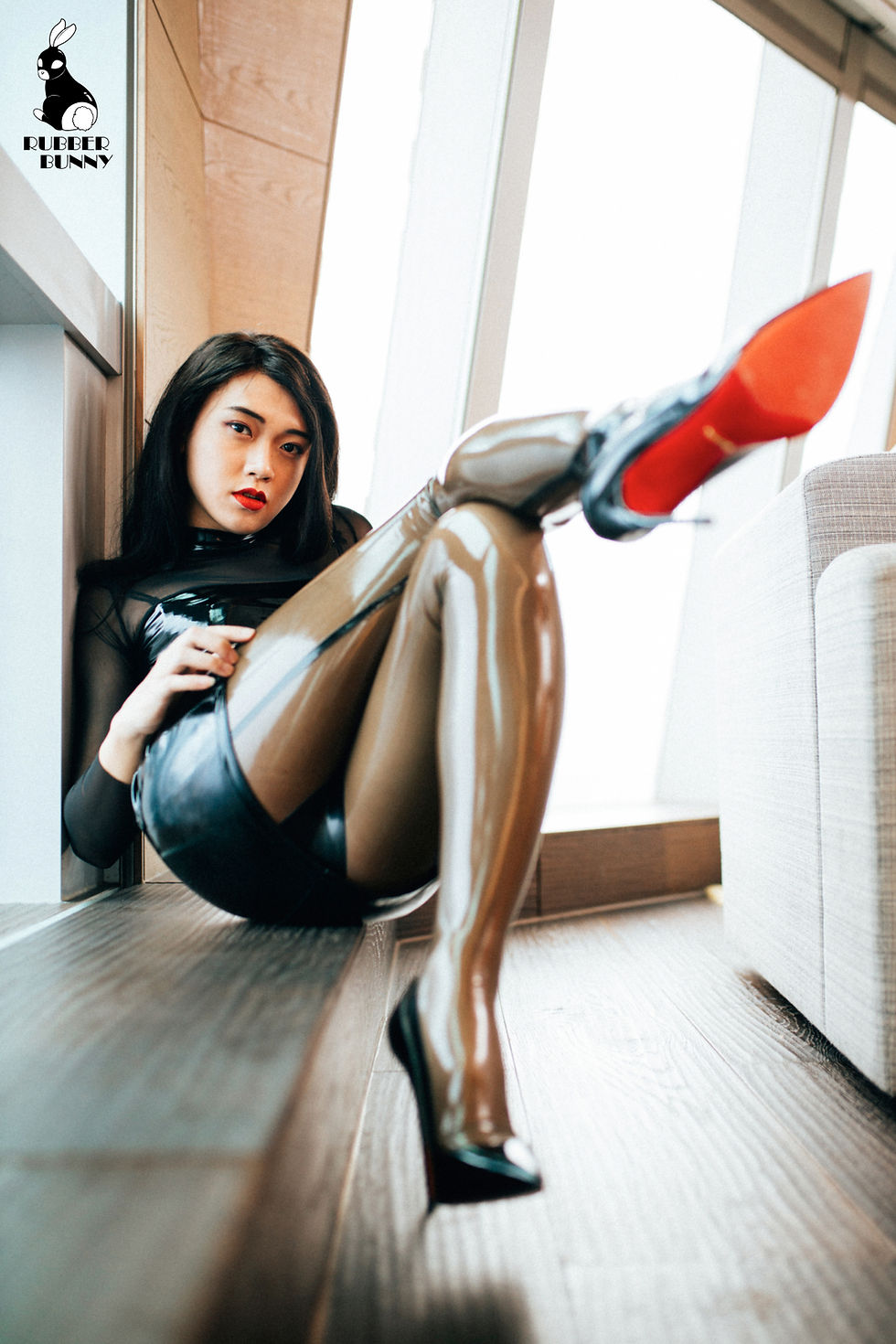 Thumbnail: Latex pantyhose in 50's Design - Back Seam Nylon Look