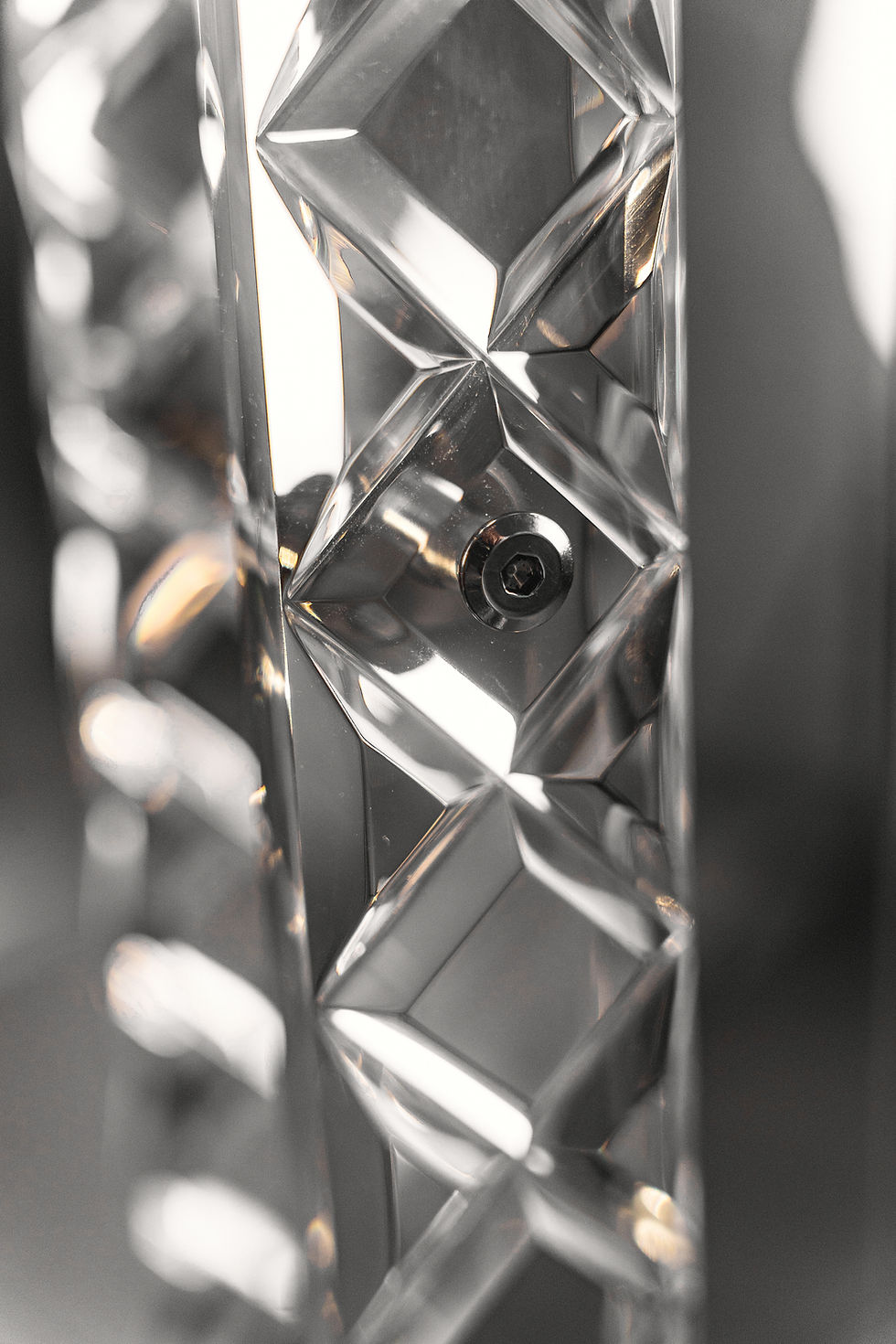 Thumbnail: glass door handles