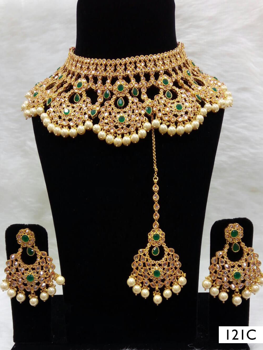 121C Green Bridal Wear Necklace Set With Maang Tika