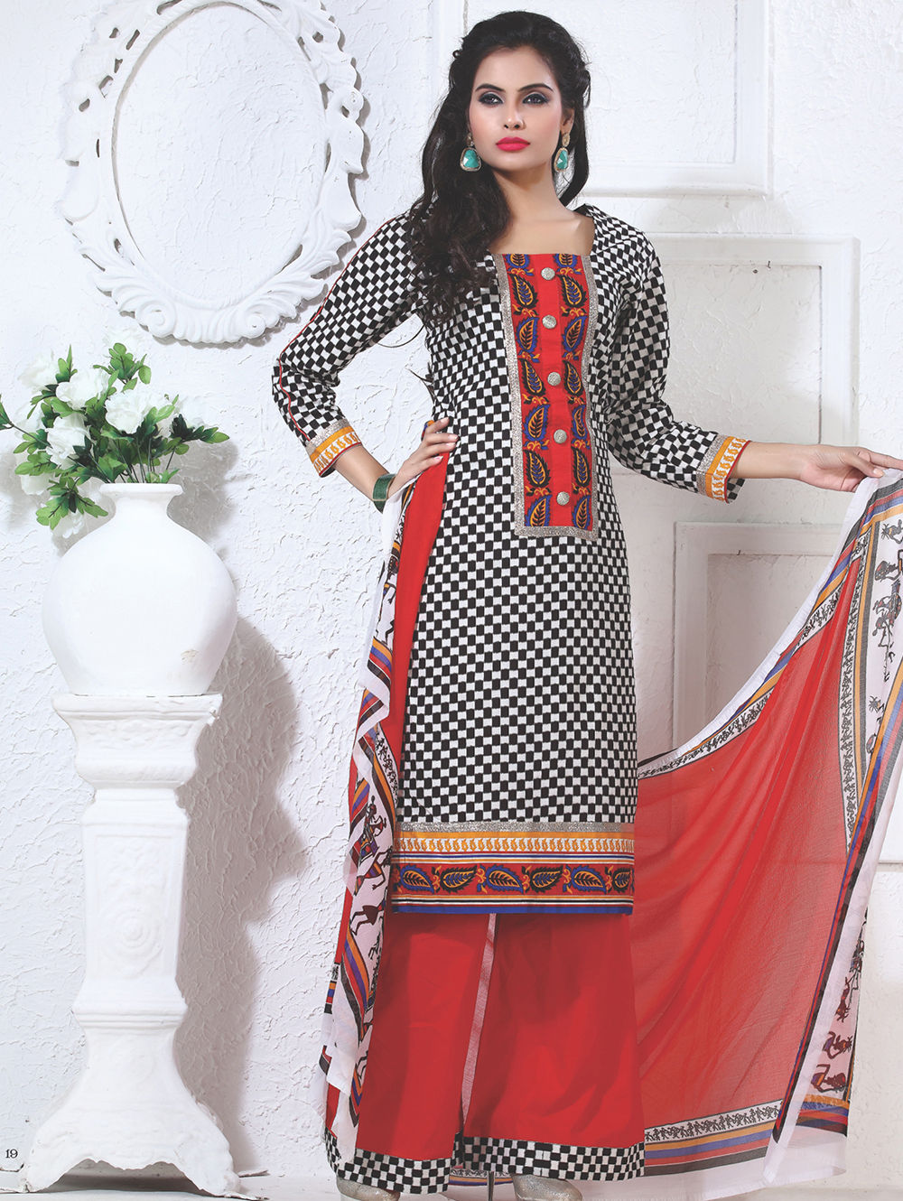 8Pink and Green Cotton Party Wear/Daily Wear Straight Suit