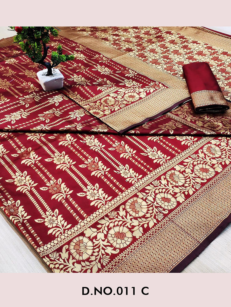 011C Banarasi Cotton Saree