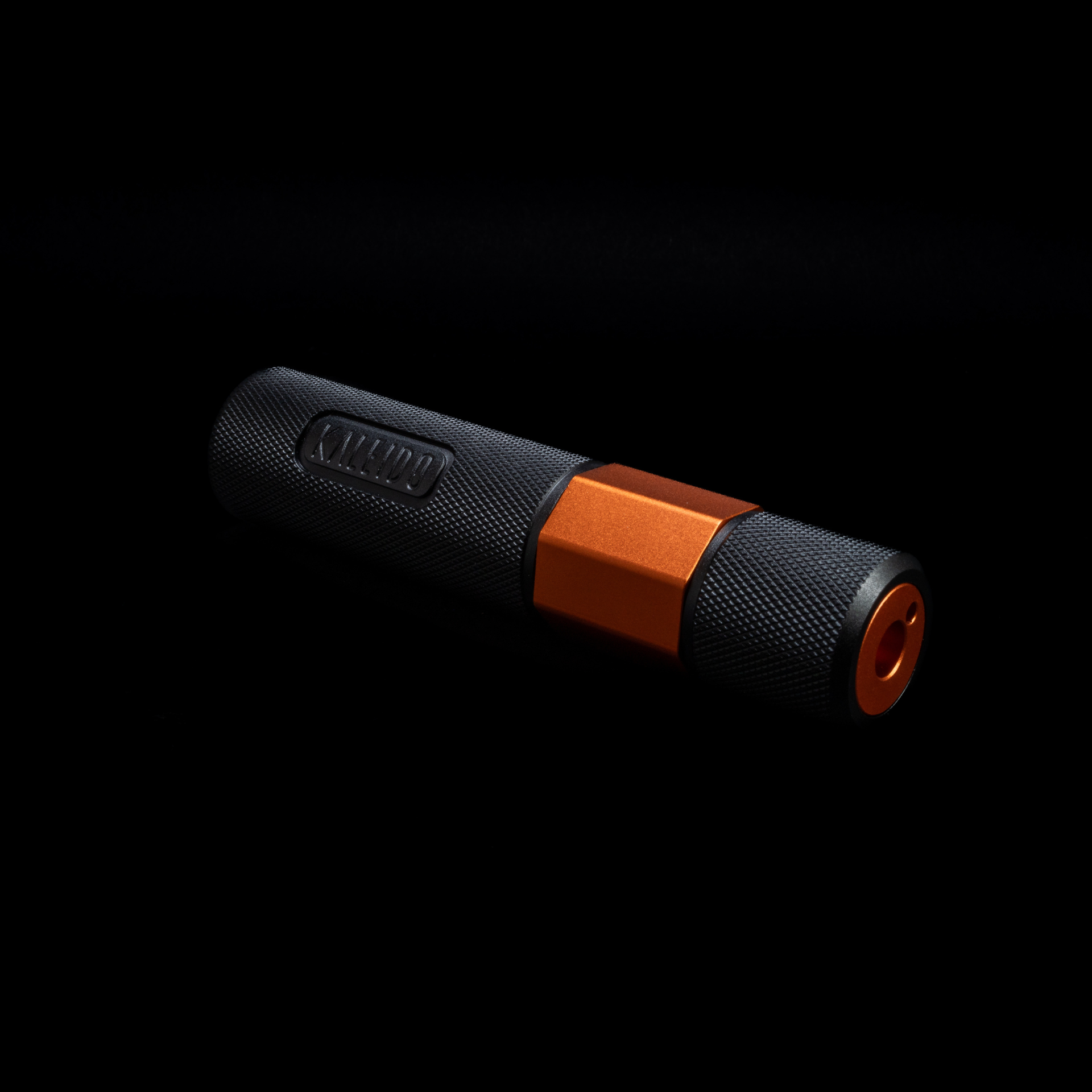 Kaleido Edge Sr. Black&Orange