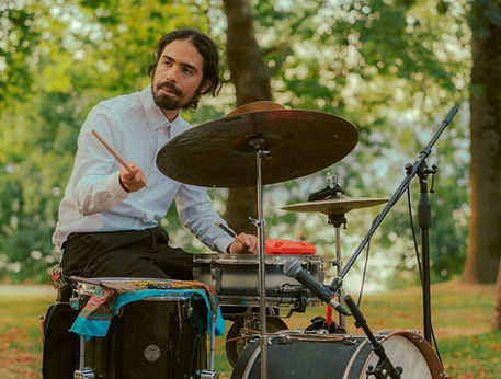 Adrian Avendaño - Photo by Aliana Bella(2).jpg