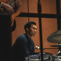 Lavien_Guitar_Drum.jpg