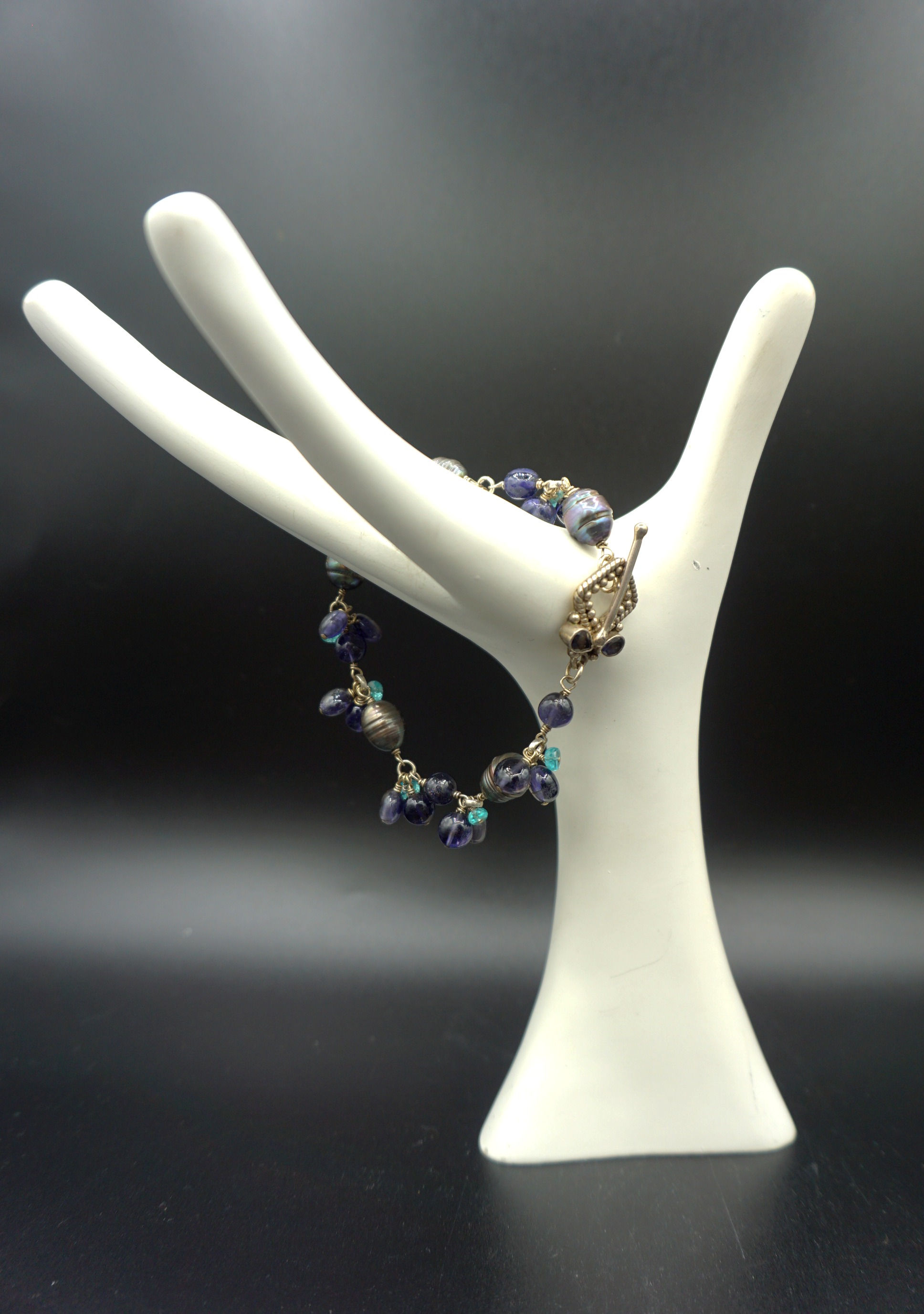 Peacock and Pearls Classy Sassy Bracelet (FL279)