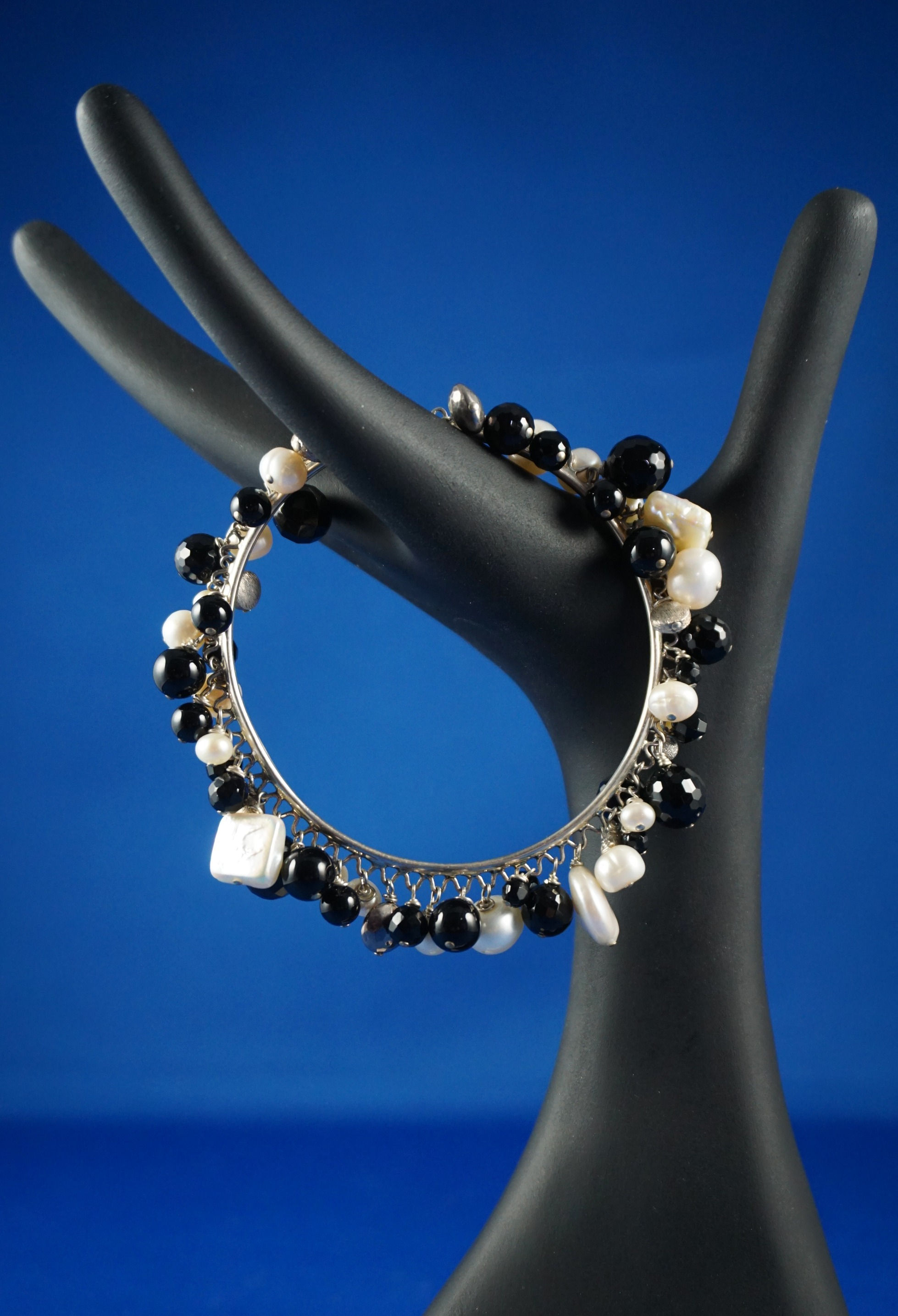 Salute to the Crispness of Harlequin Black and White (FL133)