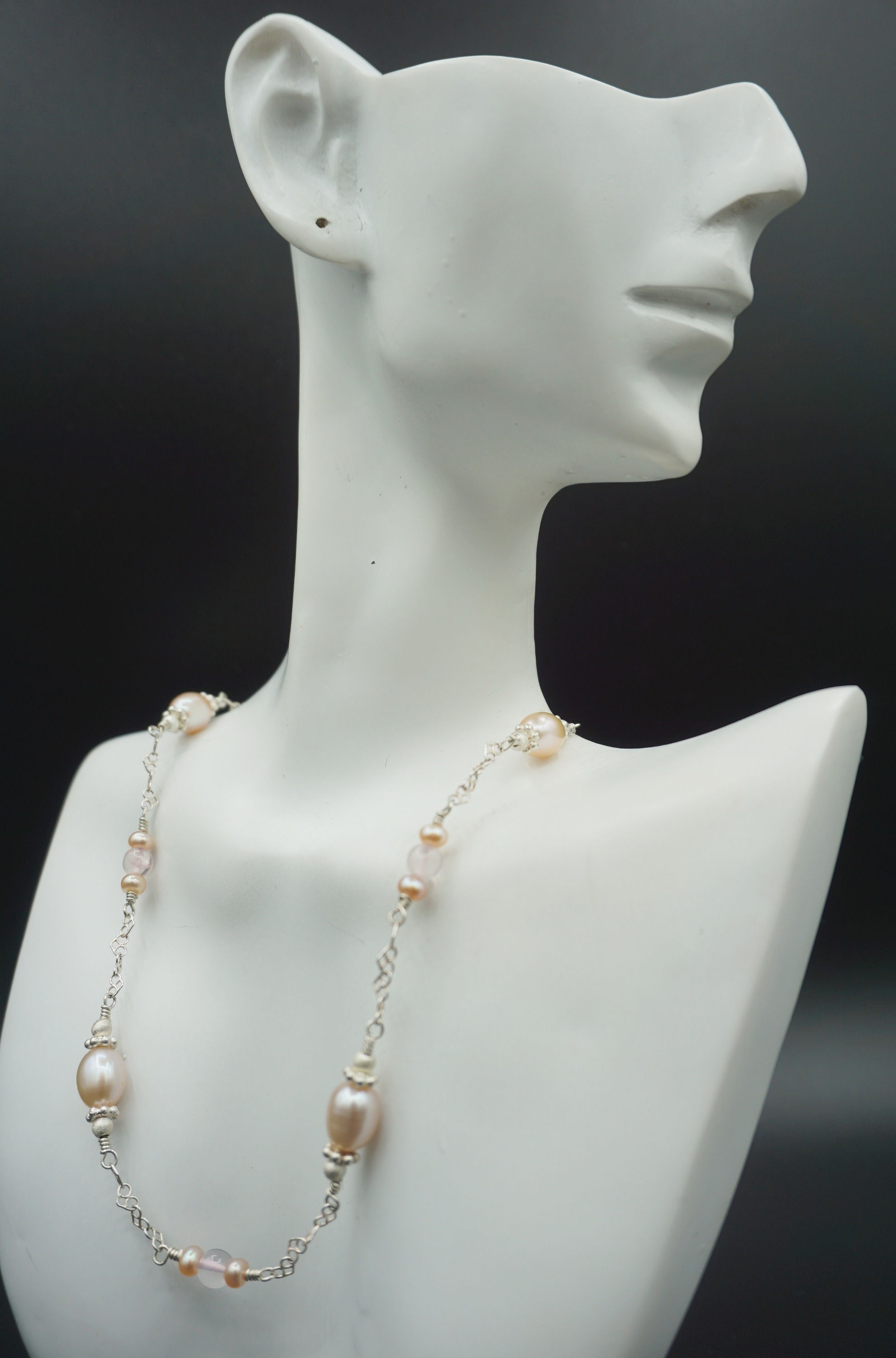 Pure Pink Loveliness in aTrendy Coastal Choker (FL232)