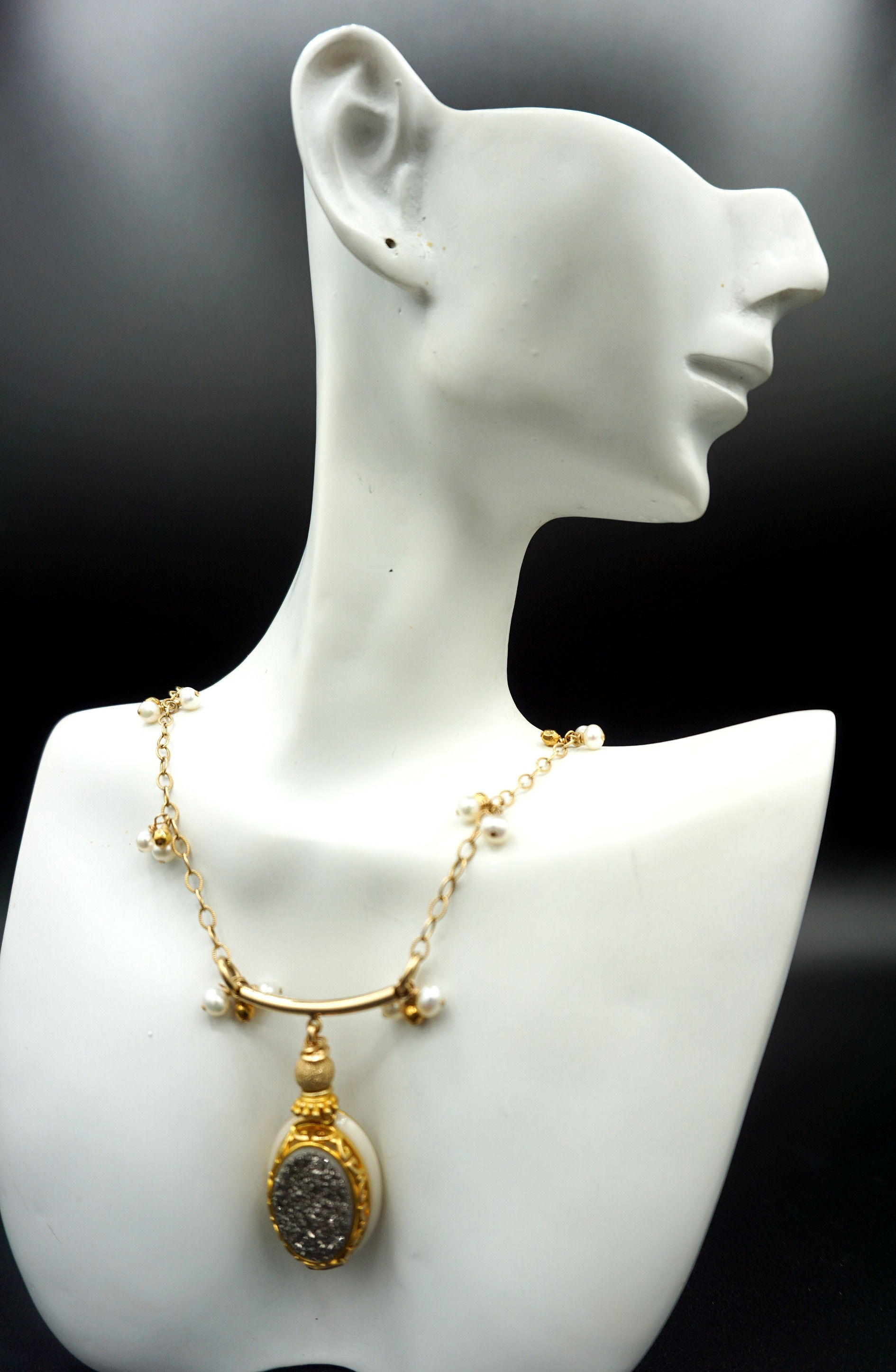 Classy, Modern, Feminine Elegance in Crisp White, Shimmering Silver (FL268)