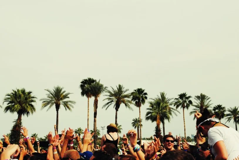 Motel Agency-Blogg crowd of people at Coachella 