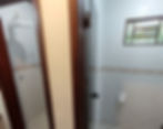 Chuveiro e sanitário