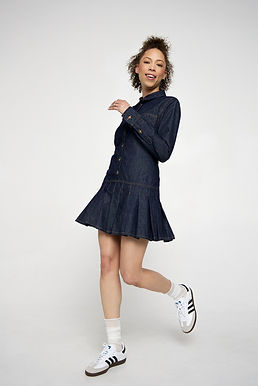 COURTNEY7530-retouched.jpg