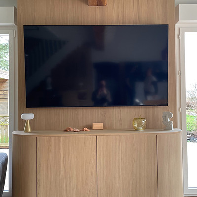 meuble tv sur mesure en bois naturel