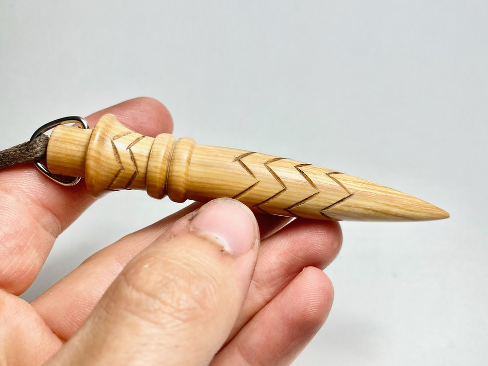 Miniature : Pendule thot bois d'Olivier d'Italie