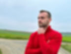 Foto roter Pulli breit.jpg