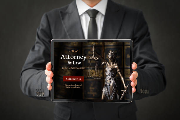 Top 5 reasons to pursue a career in Law !