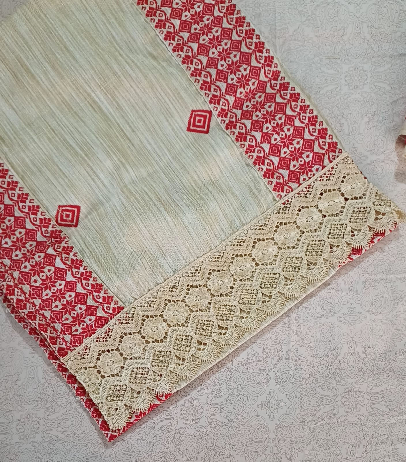 Pure Handloom Barfi Design Table Runner