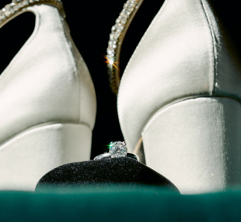 Detailed shot of hotel wedding in pittsburgh, PA