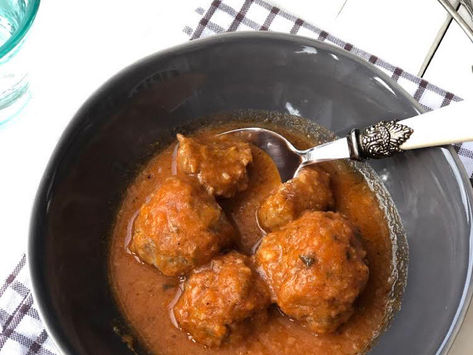 Ćufte (Cufte) u Paradajz Sosu /Meatballs in Tomato Sauce