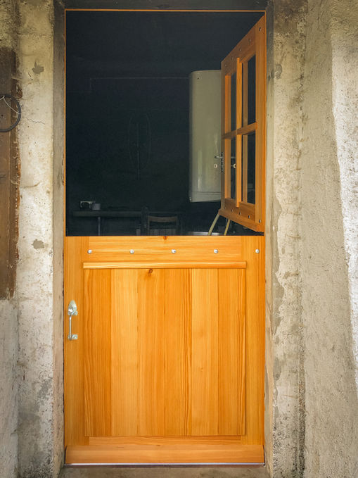 porte-pour-chalet-alpage-la-butsiye-steve-grumser-03.jpg