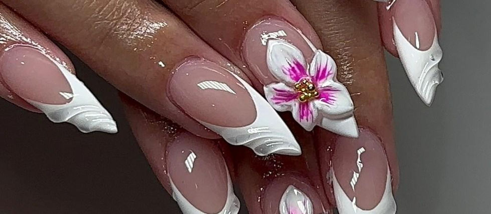 NAIL ART CẦU KỲ ĐANG “PHẢN CÔNG”: KHI NHỮNG BỘ MÓNG TRỞ THÀNH TÁC PHẨM NGHỆ THUẬT