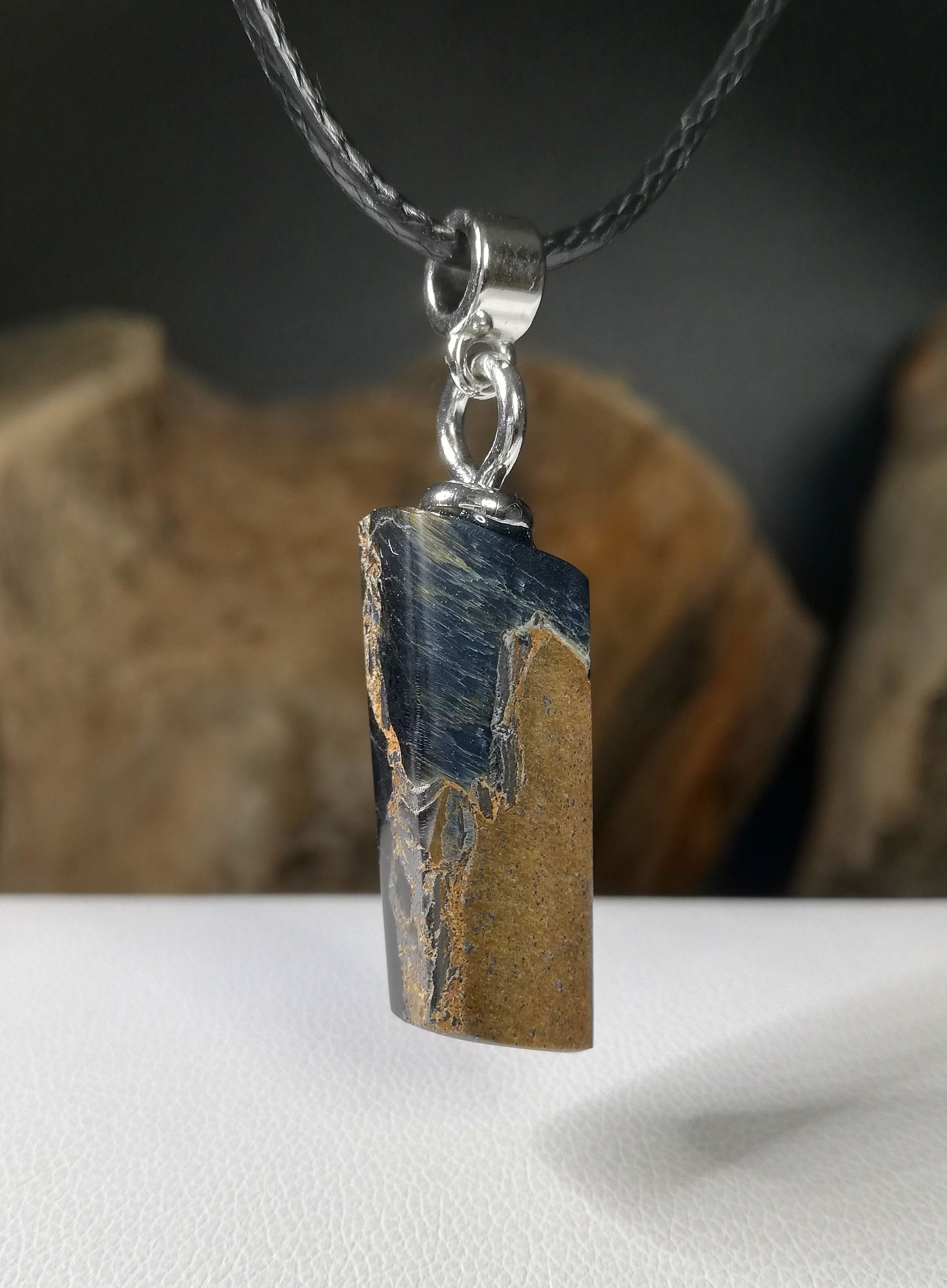 Pendentif Oeil de Faucon