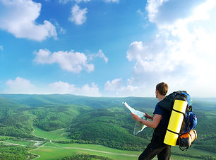 randonnée Homme à flanc de montagne
